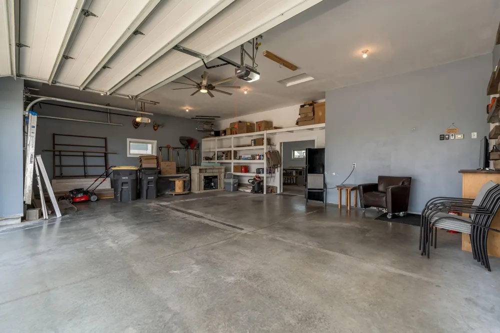 705 Maple Lane Eagle Lake, MN 56024