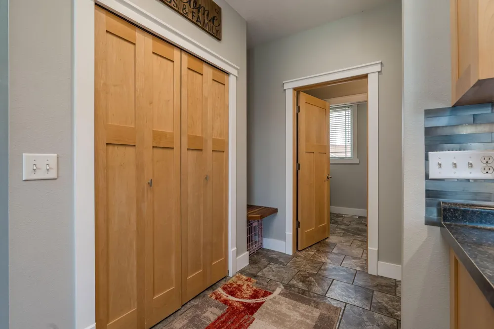 705 Maple Lane Eagle Lake, MN 56024
