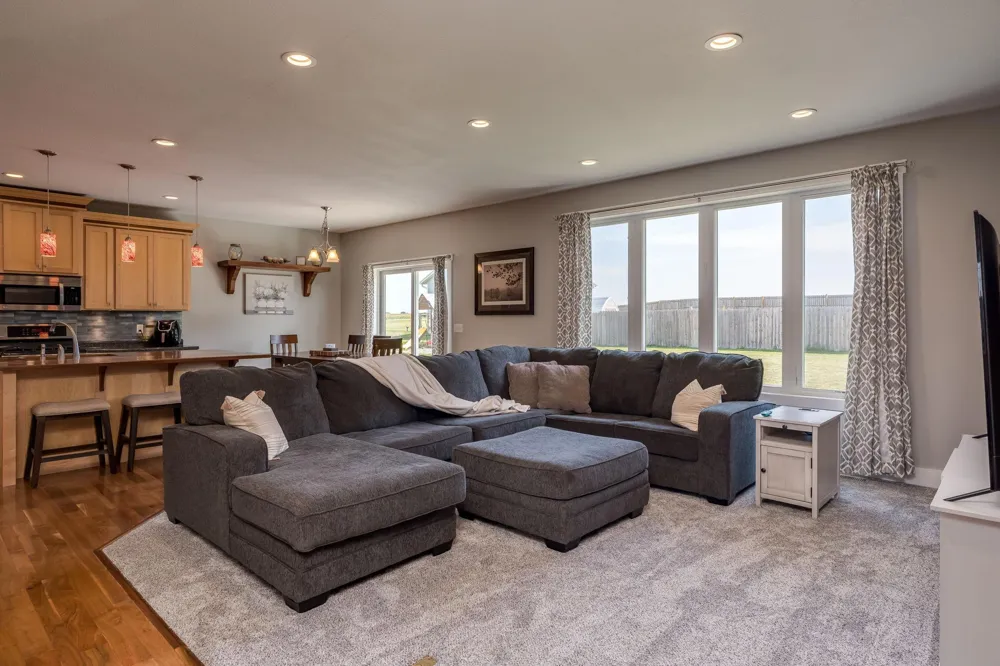 705 Maple Lane Eagle Lake, MN 56024