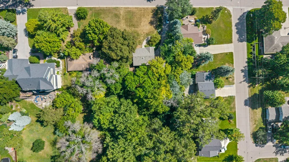 5916 Code Avenue Edina, MN 55436