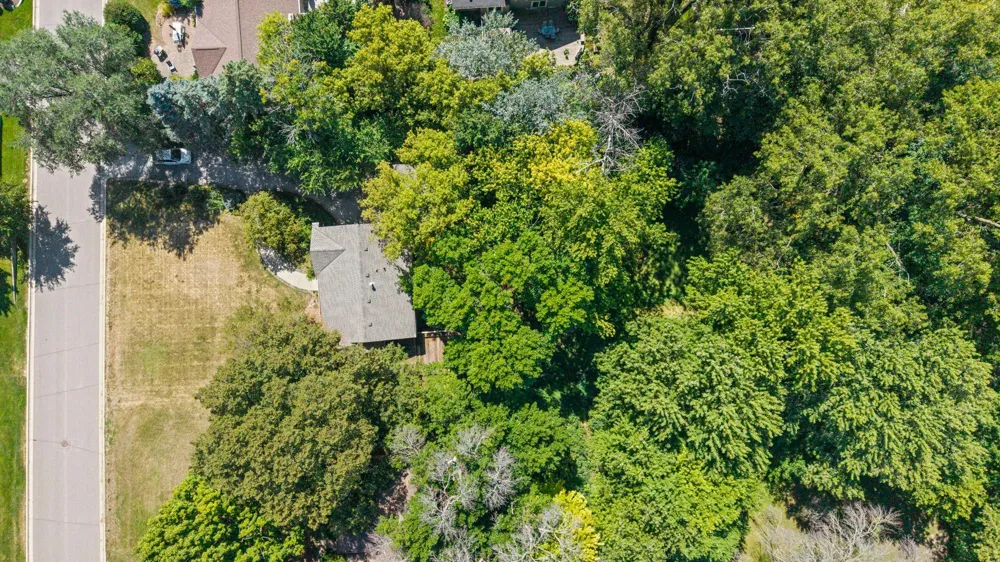5916 Code Avenue Edina, MN 55436