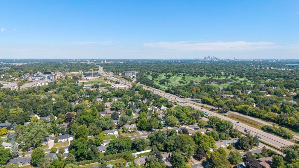 5916 Code Avenue Edina, MN 55436