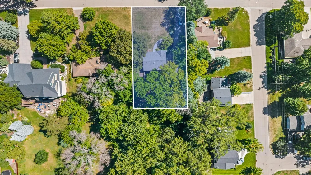 5916 Code Avenue Edina, MN 55436