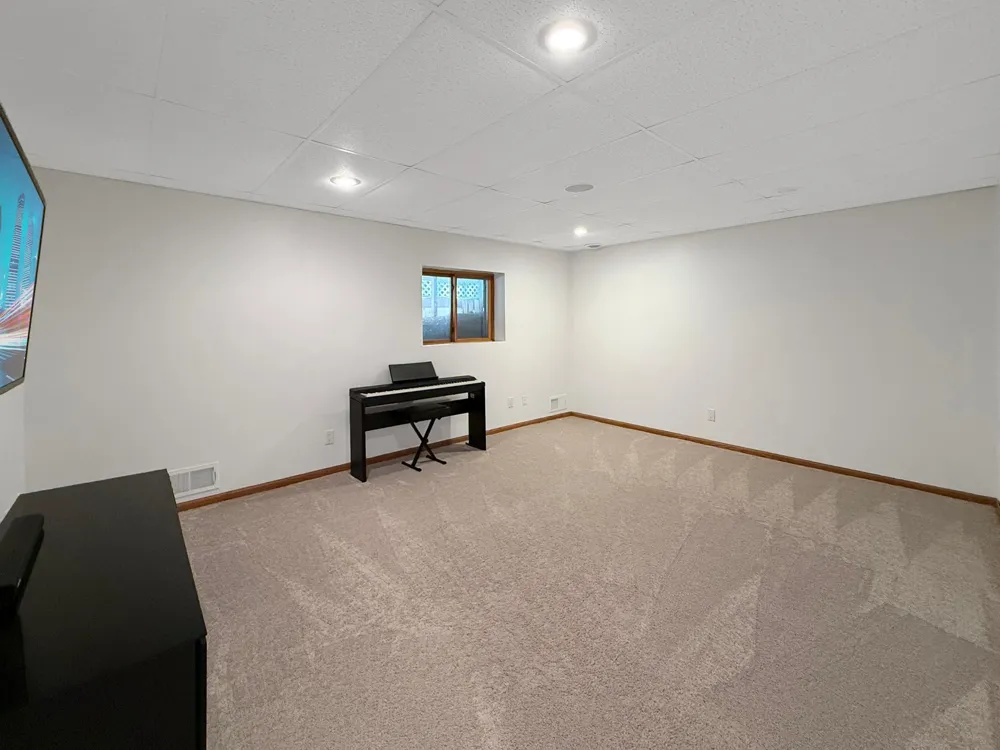 1615 Archwood Road Minnetonka, MN 55305