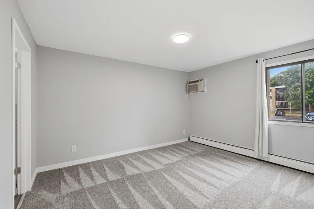 1871 Silver Bell Road #107 Eagan, MN 55122