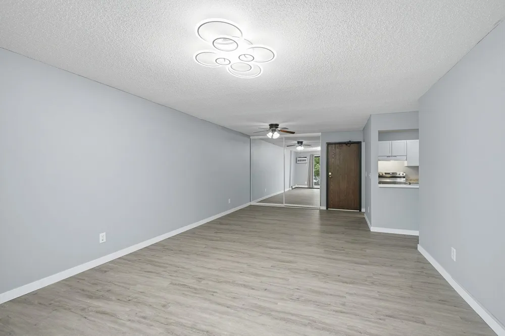 1871 Silver Bell Road #107 Eagan, MN 55122