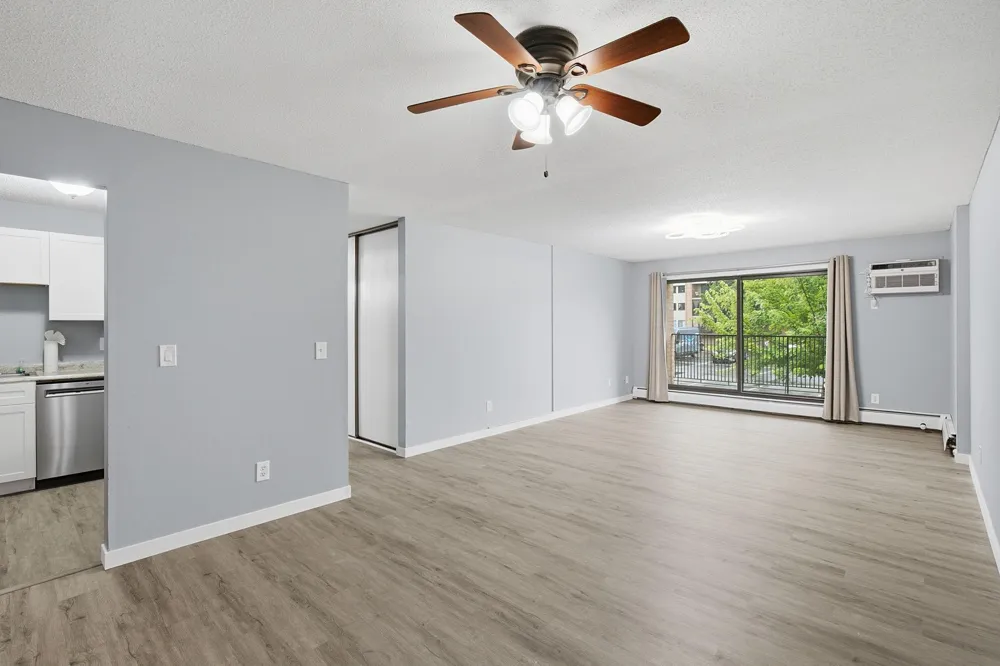 1871 Silver Bell Road #107 Eagan, MN 55122