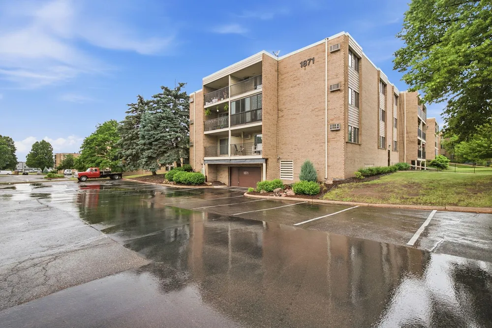 1871 Silver Bell Road #107 Eagan, MN 55122