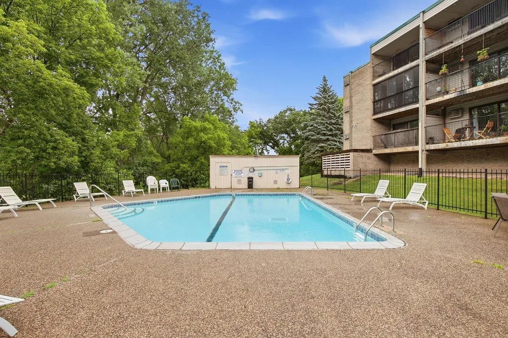 1871 Silver Bell Road #107 Eagan, MN 55122