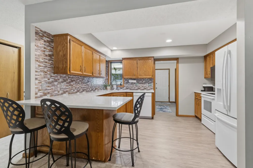 1685 6th Avenue W Shakopee, MN 55379