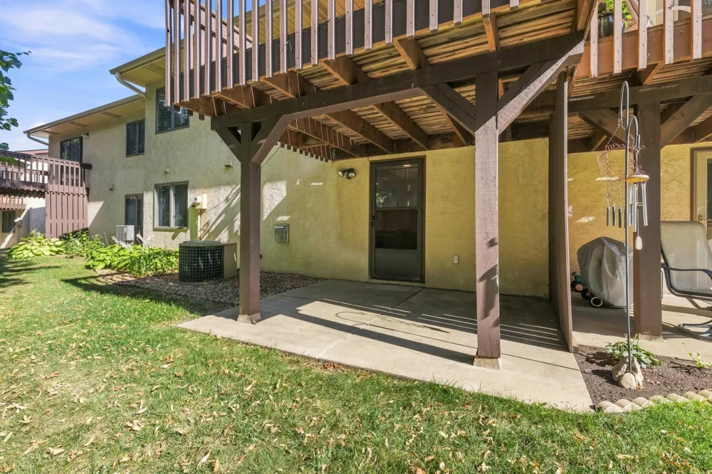 1685 6th Avenue W Shakopee, MN 55379
