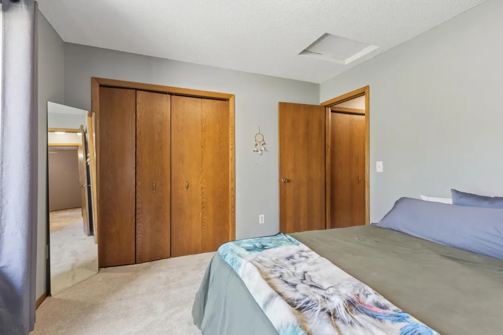 1685 6th Avenue W Shakopee, MN 55379