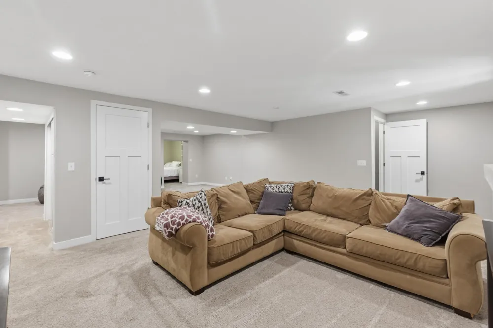 1685 6th Avenue W Shakopee, MN 55379