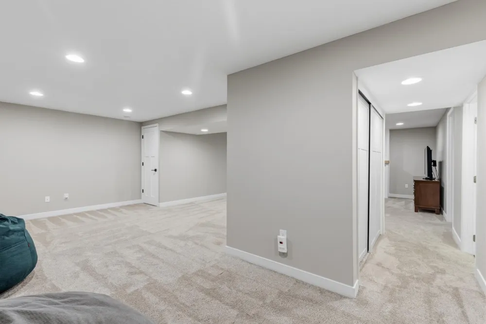 1685 6th Avenue W Shakopee, MN 55379