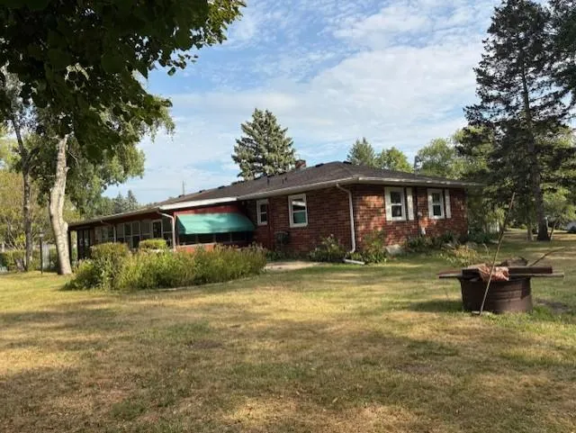 1445 Floral Drive W Arden Hills, MN 55112