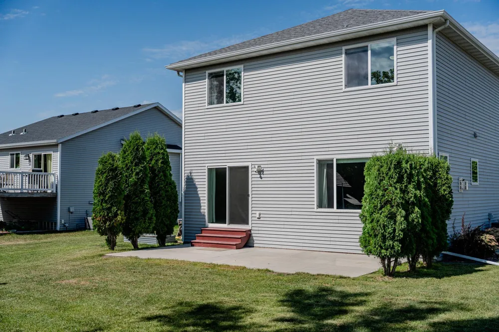 6204 63rd Avenue S Fargo, ND 58104