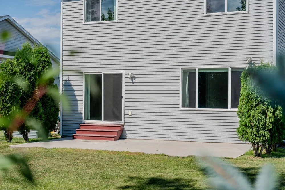 6204 63rd Avenue S Fargo, ND 58104