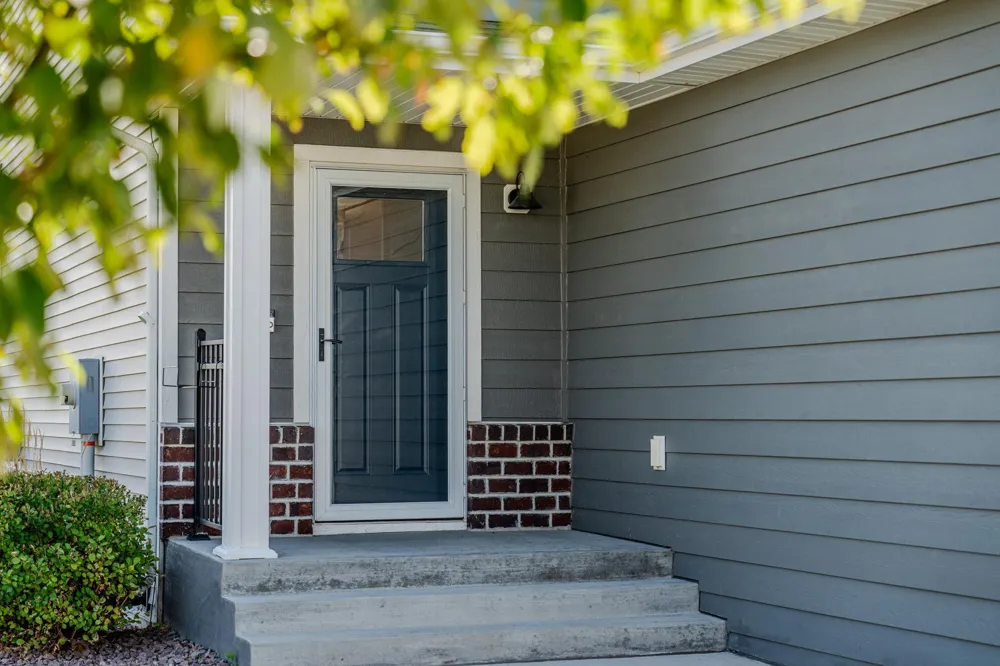 6204 63rd Avenue S Fargo, ND 58104
