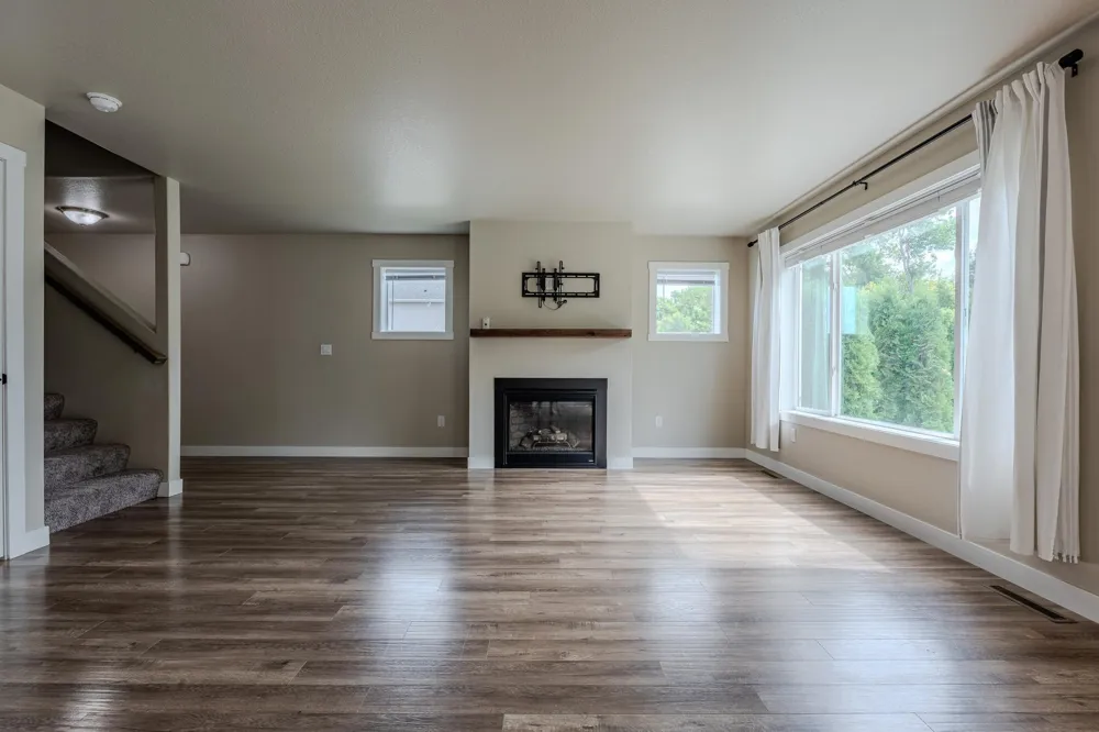 6204 63rd Avenue S Fargo, ND 58104