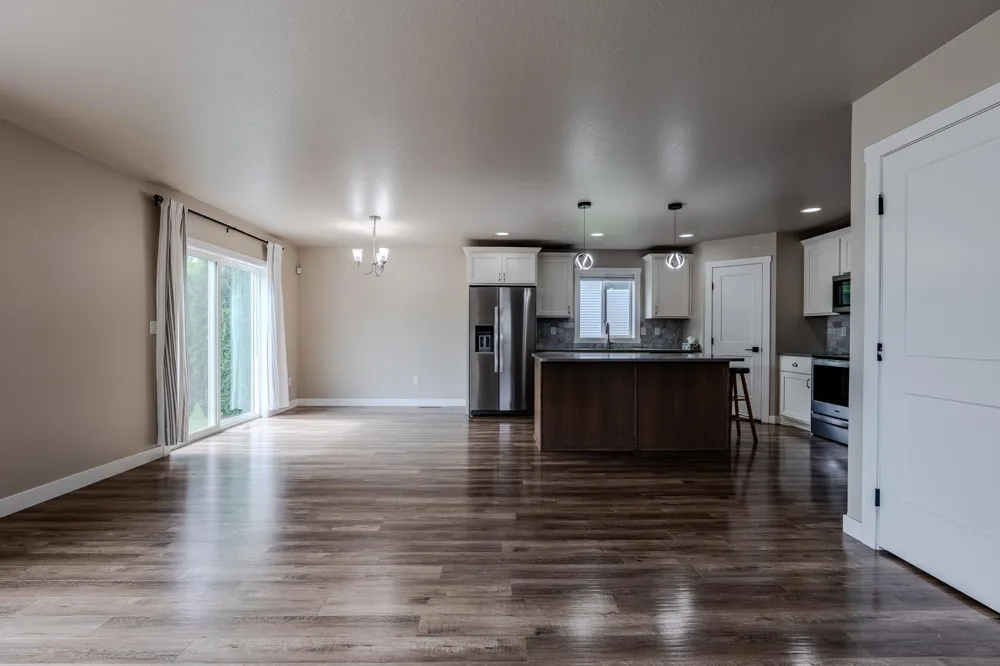 6204 63rd Avenue S Fargo, ND 58104