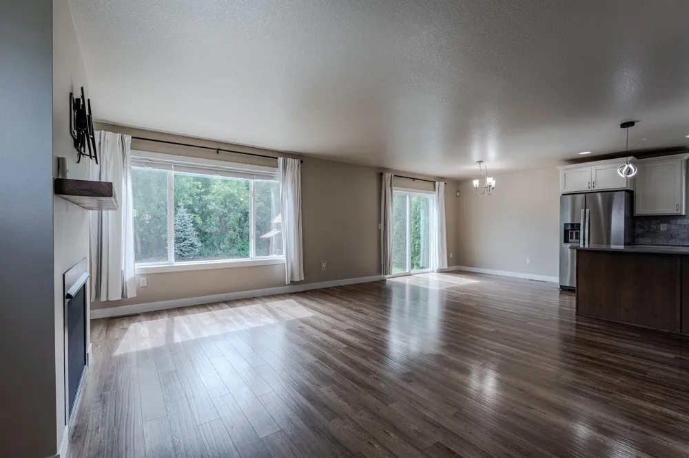 6204 63rd Avenue S Fargo, ND 58104