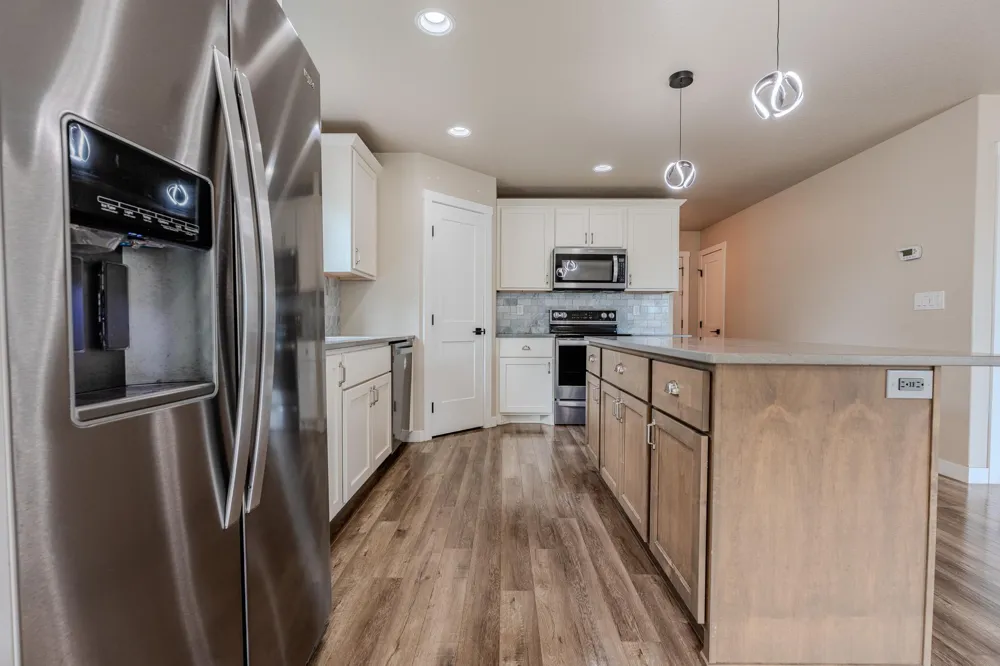 6204 63rd Avenue S Fargo, ND 58104