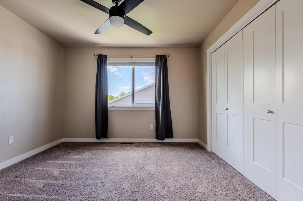 6204 63rd Avenue S Fargo, ND 58104