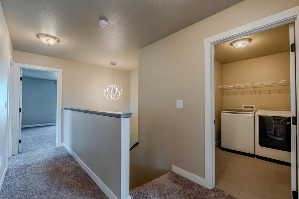 6204 63rd Avenue S Fargo, ND 58104