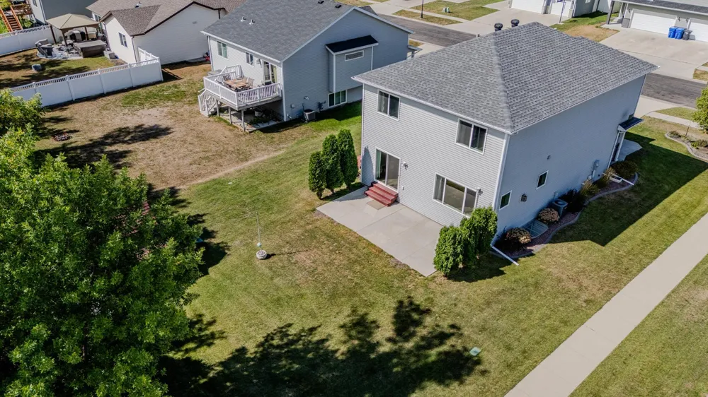 6204 63rd Avenue S Fargo, ND 58104
