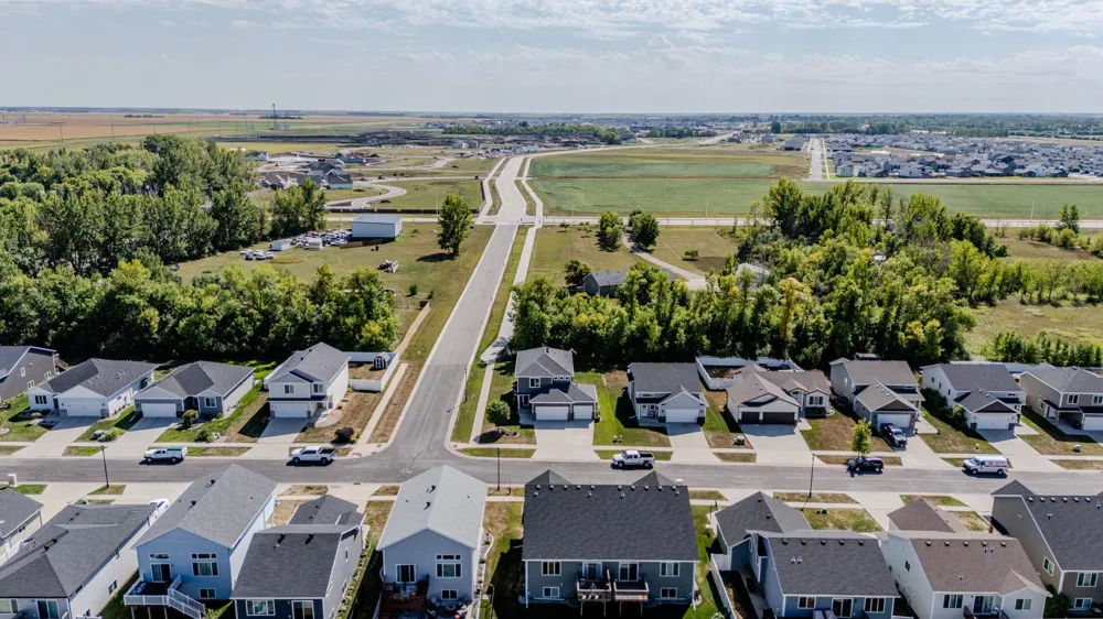 6204 63rd Avenue S Fargo, ND 58104