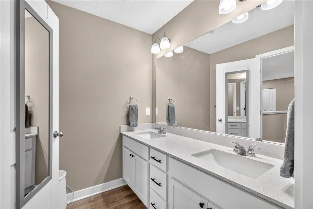 6420 Genevieve Trail S Cottage Grove, MN 55016