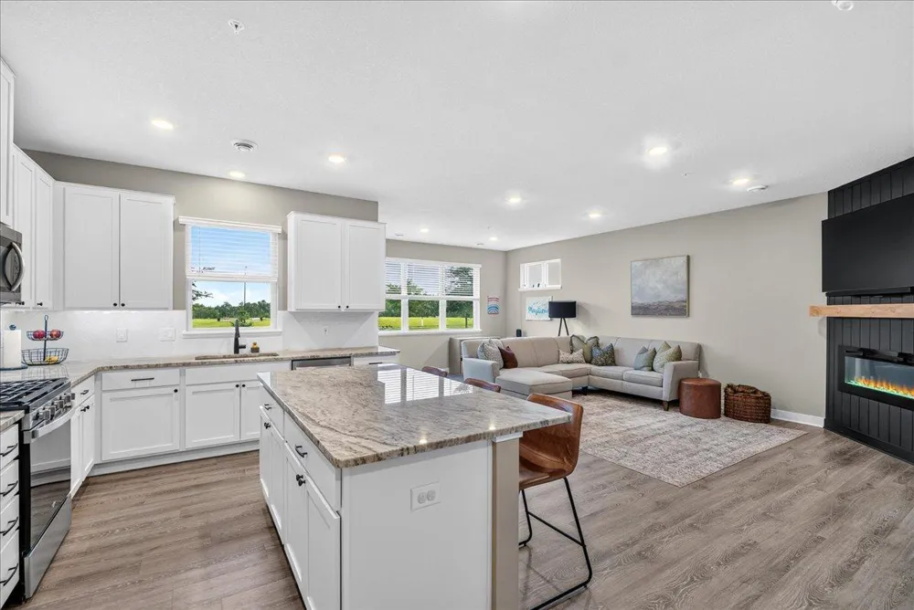 6420 Genevieve Trail S Cottage Grove, MN 55016