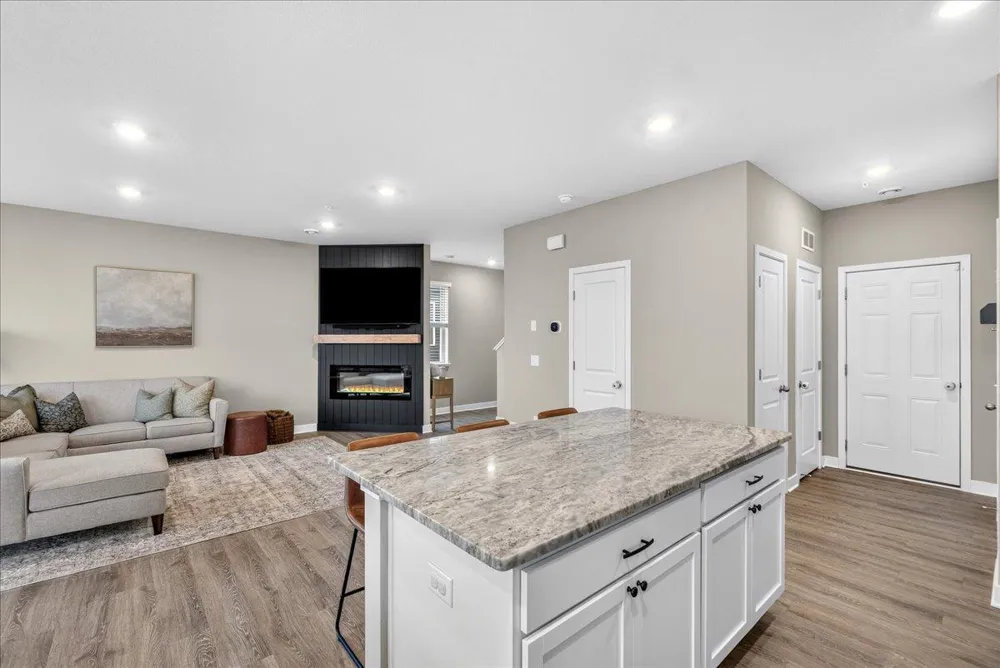 6420 Genevieve Trail S Cottage Grove, MN 55016