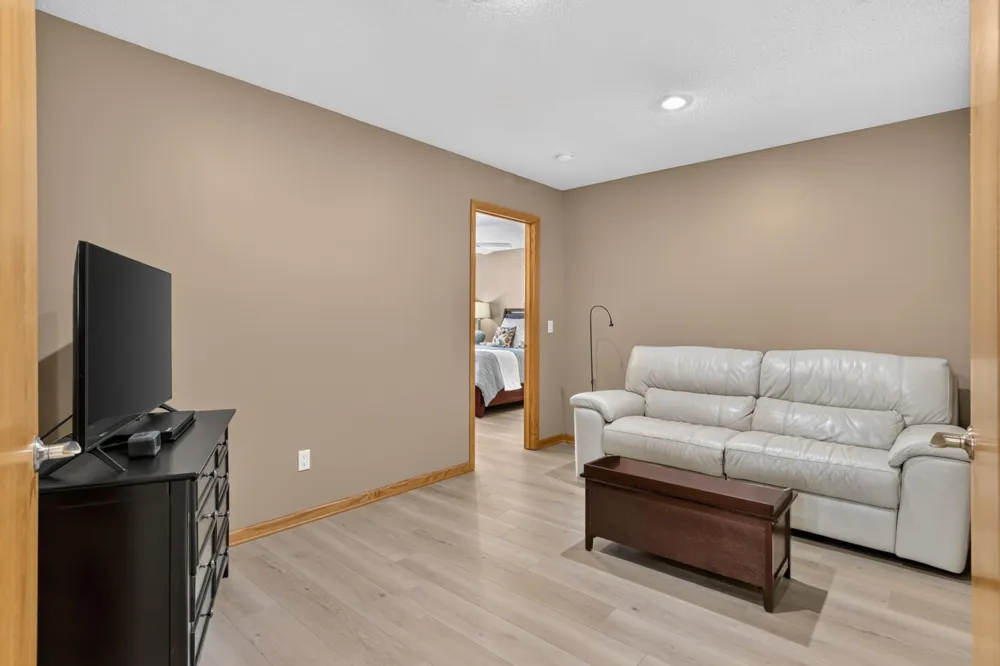 305 Salem Point Drive SW Rochester, MN 55902