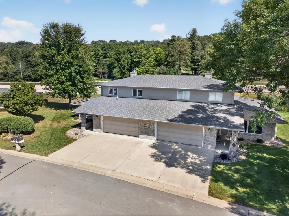 305 Salem Point Drive SW Rochester, MN 55902