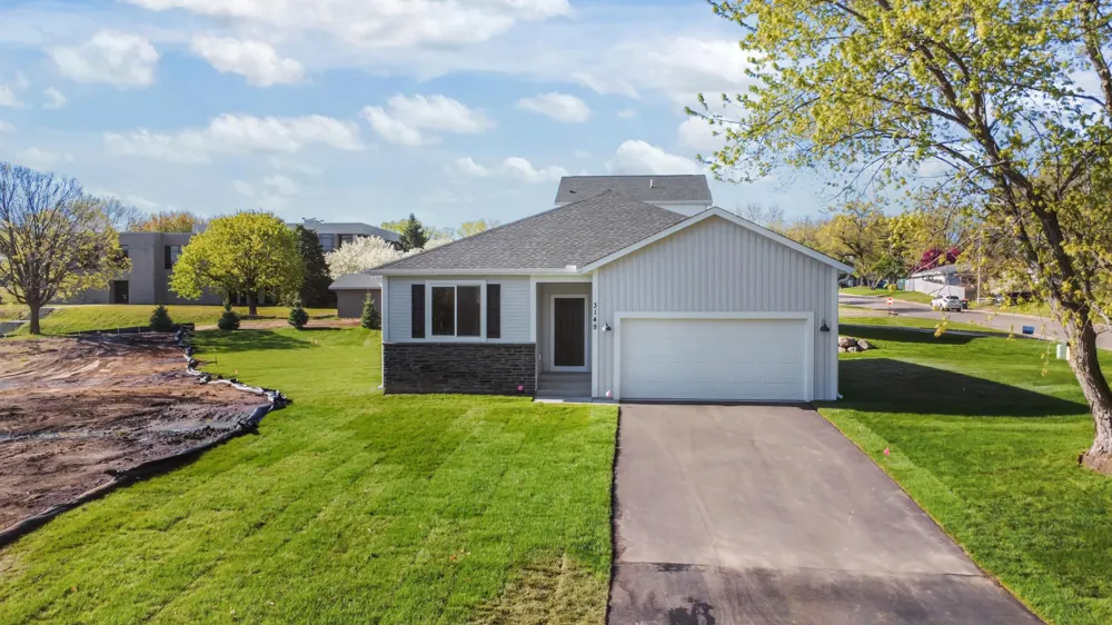 3149 Seminary Drive New Brighton, MN 55112