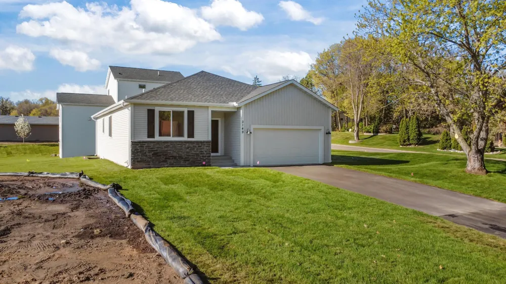 3149 Seminary Drive New Brighton, MN 55112