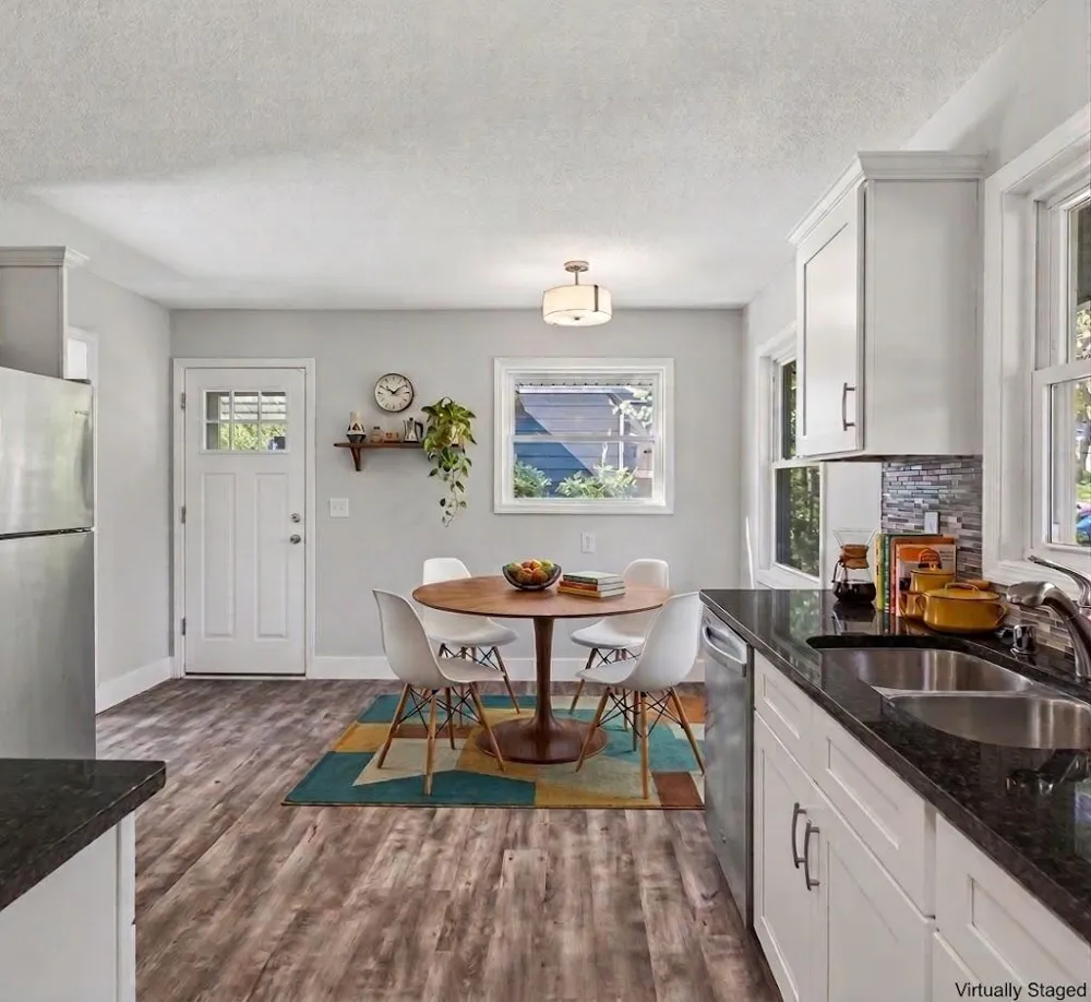 2580 Winfield Avenue Golden Valley, MN 55422
