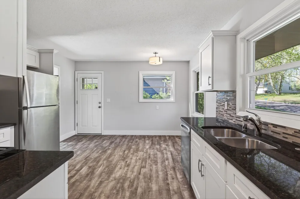 2580 Winfield Avenue Golden Valley, MN 55422