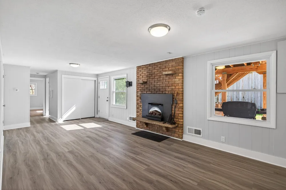 2580 Winfield Avenue Golden Valley, MN 55422
