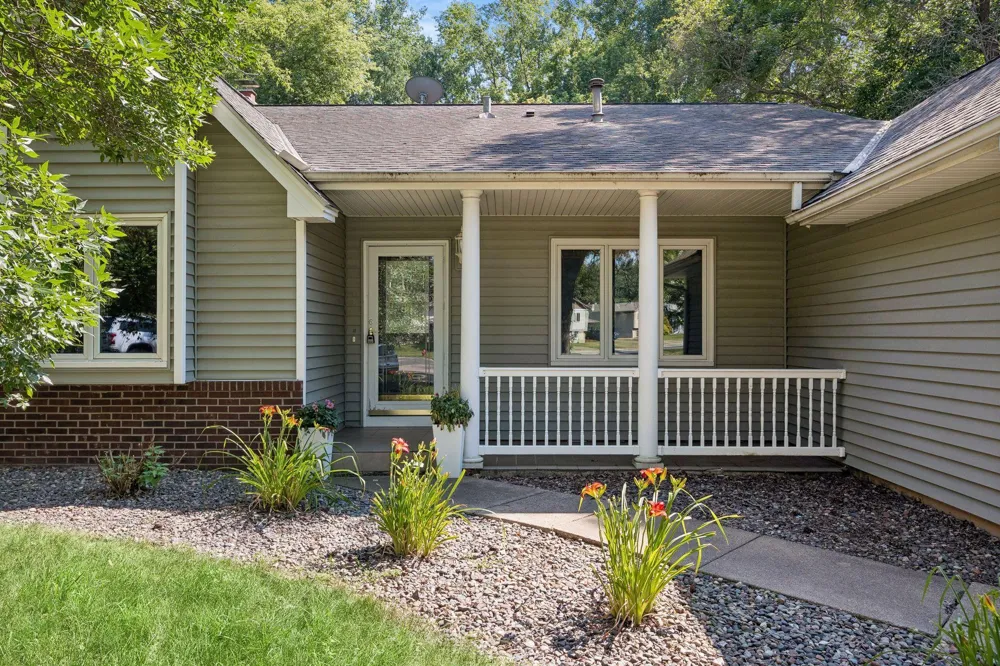 13499 Caramel Trail Eden Prairie, MN 55346