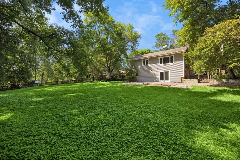 13499 Caramel Trail Eden Prairie, MN 55346