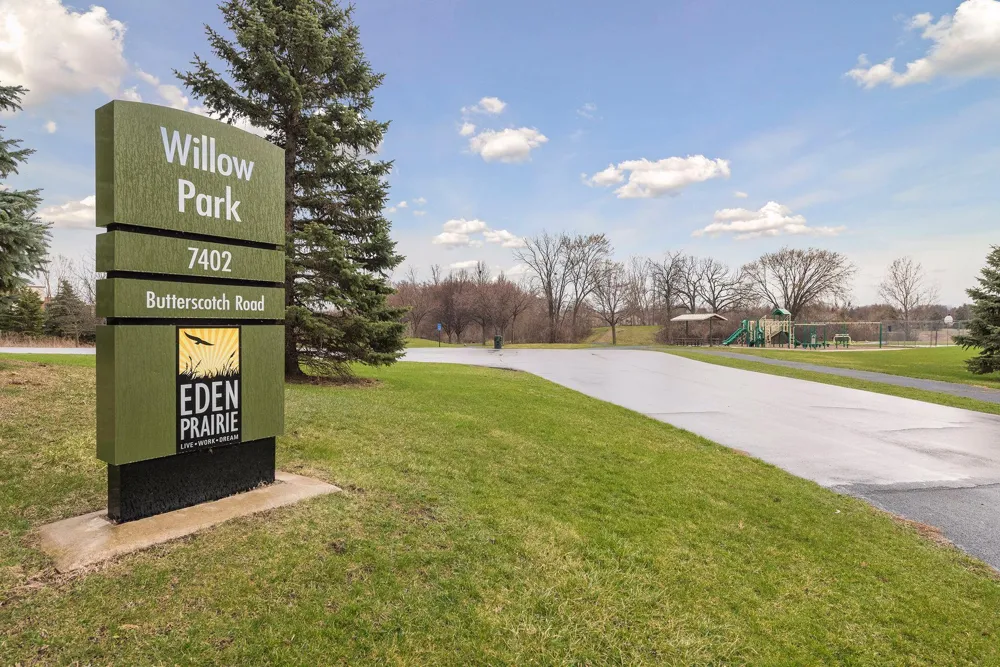 13499 Caramel Trail Eden Prairie, MN 55346