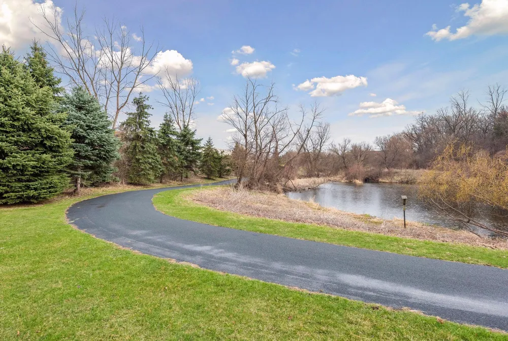 13499 Caramel Trail Eden Prairie, MN 55346