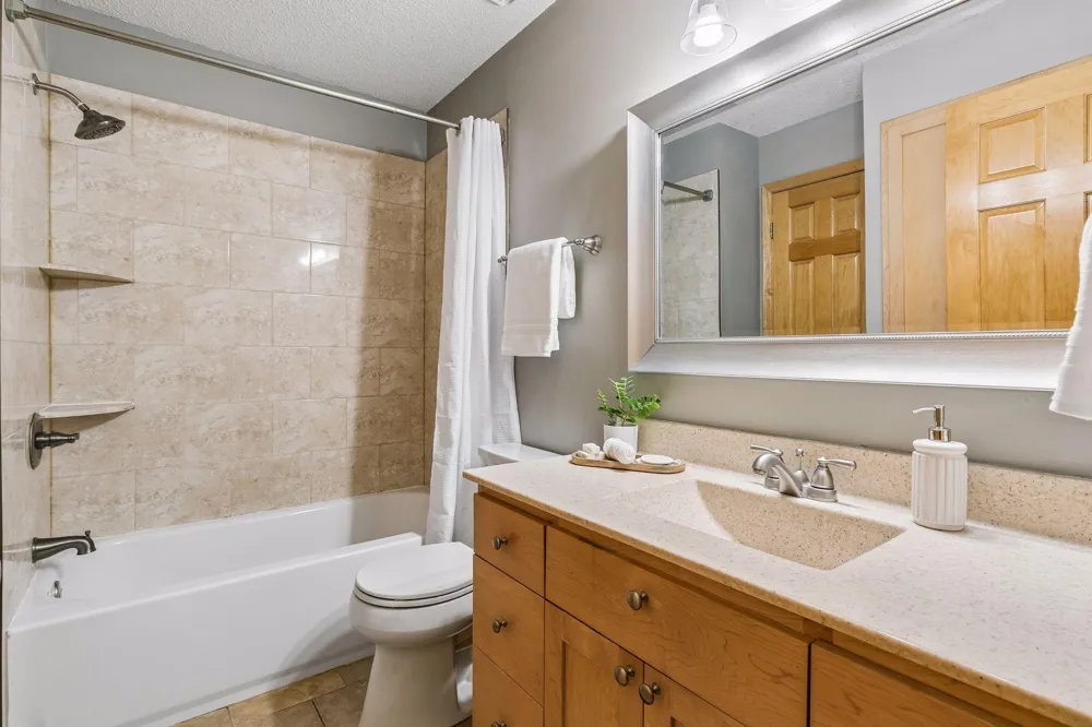 13499 Caramel Trail Eden Prairie, MN 55346