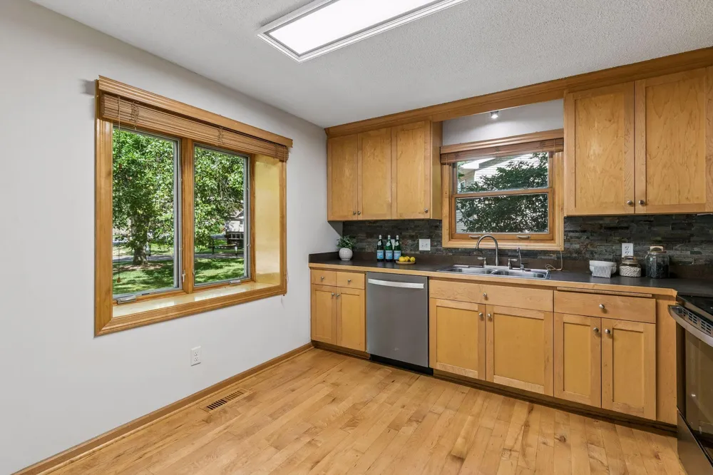 13499 Caramel Trail Eden Prairie, MN 55346