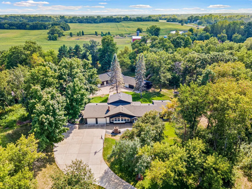 30155 Norway Drive NW Cambridge, MN 55008