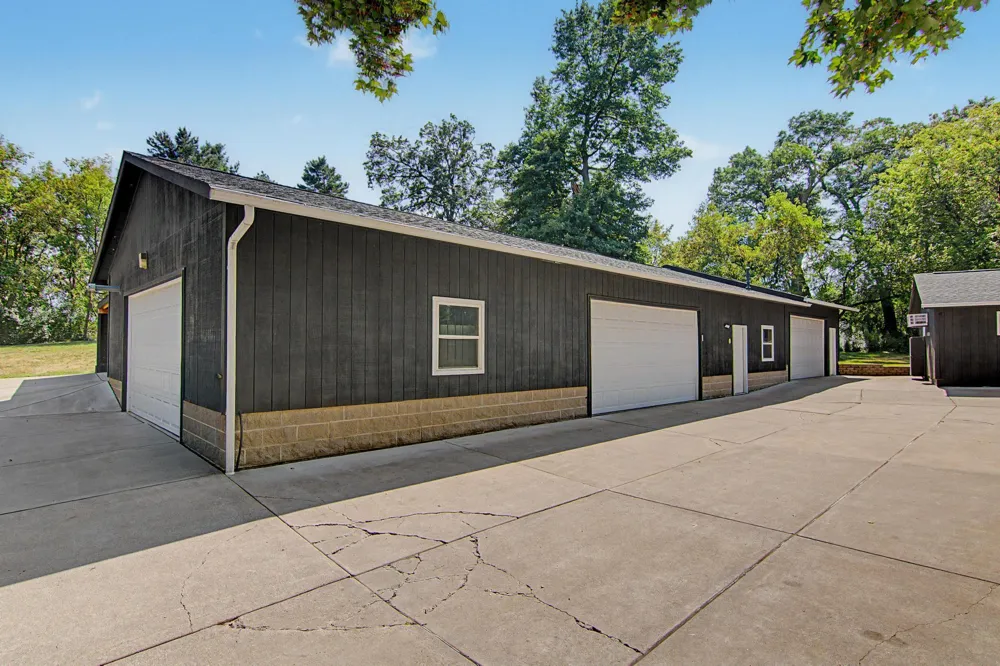 30155 Norway Drive NW Cambridge, MN 55008