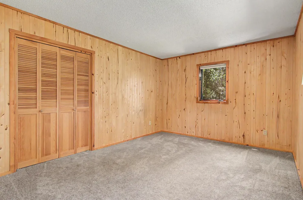 30155 Norway Drive NW Cambridge, MN 55008