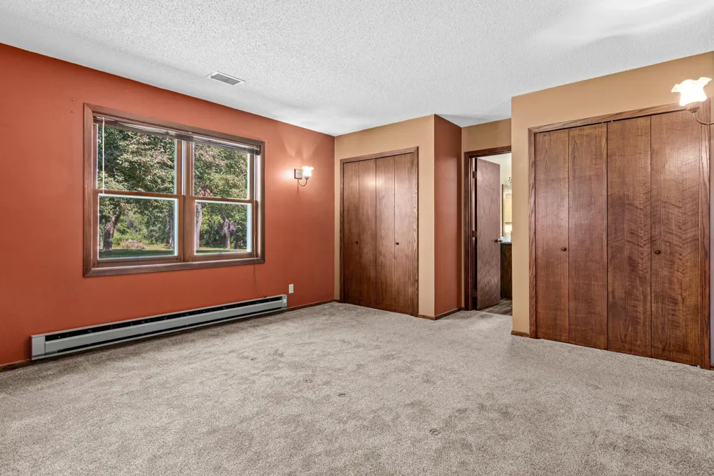 30155 Norway Drive NW Cambridge, MN 55008